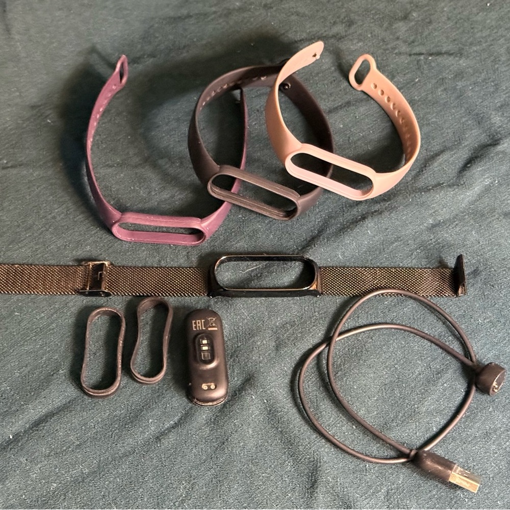 Replacement Silicone and Metal Bands with Tracker Capsule - Pink, Plum, Tan